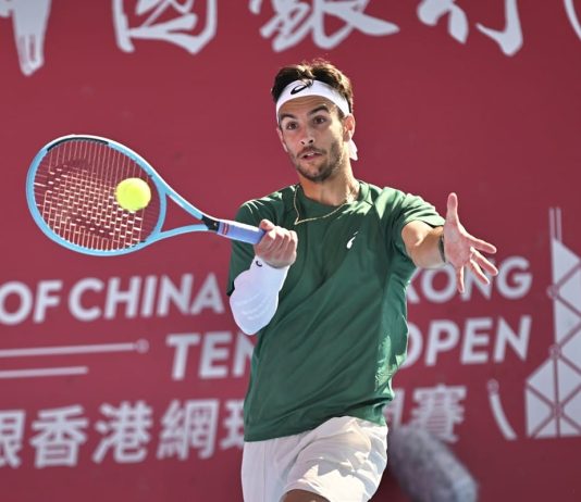 Musetti sconfitto in finale a Hong Kong, trionfa Bublik in due set