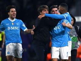 Il Napoli si riscatta in campionato, 2-1 a una Fiorentina mai doma