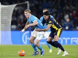 Il Napoli sbatte contro il muro del Parma, è 0-0