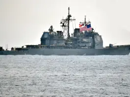 Trump minaccia l’Iran: “Pronta una imponente armata, il tempo stringe”. Teheran integra 1000 nuovi droni strategici