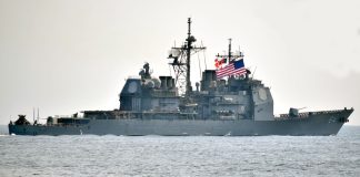 Trump minaccia l’Iran: “Pronta una imponente armata, il tempo stringe”. Teheran integra 1000 nuovi droni strategici