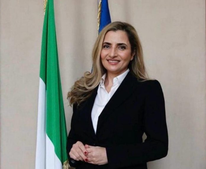 Paola-Amadei-ambasciata-Teheran