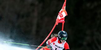 Camille Rast vince il gigante di Kranjska Gora, Della Mea 10^ davanti a Goggia