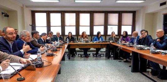 Todde in audizione in commissione Sanità “Confronto aspro ma corretto”