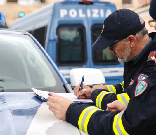 Blitz al mercato dell’Esquilino di Roma, 280 kg di prodotti alimentari sequestrati