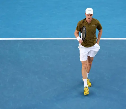 Sinner regola Darderi nel derby, Musetti domina Fritz: due italiani ai quarti degli Australian Open