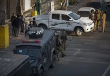 Continuano le proteste in Iran, sette vittime negli scontri mentre si alza la tensione con Washington