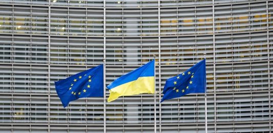Commissione Ue e Ucraina “Individuati i mezzi per coprire le esigenze di bilancio e difesa di Kiev”