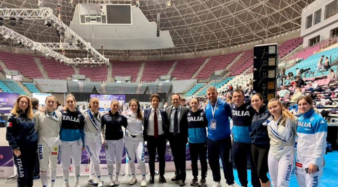 L’ambasciata italiana a Tunisi incontra le Nazionali di sciabola