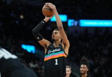 Spurs corsari a Boston nella notte Nba, Miami ko con Indiana