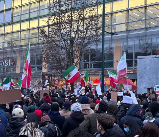Milano scende in piazza a fianco del popolo dell’Iran