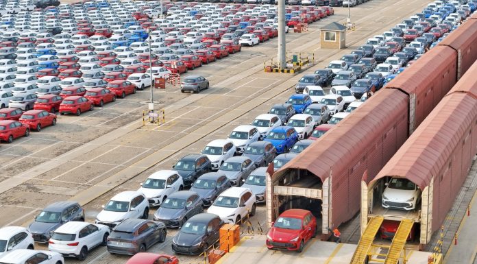 Cina: oltre 34 mln di auto prodotte e vendute nel 2025 (1)