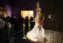 Cina: Chengdu ospita mostra “Filo d’oro” sull’arte dell’abbigliamento (2)