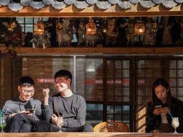 Cina: il lago Cuihu rinasce tra caffè e cultura (1)