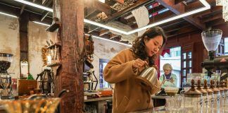 Cina: il lago Cuihu rinasce tra caffè e cultura (2)