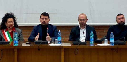 Pesca, Mammì: “Va rafforzata la filiera locale di trasformazione ittica”