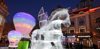 Cina: Harbin attira visitatori con il fascino del ghiaccio invernale (1)