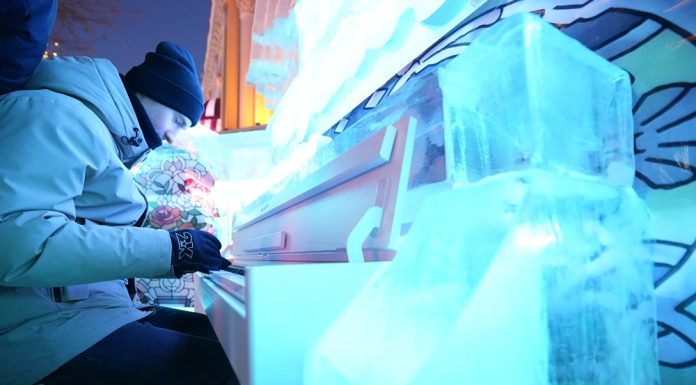 Cina: Harbin attira visitatori con il fascino del ghiaccio invernale (3)