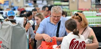 Cina: forte crescita del turismo internazionale a Hainan (3)