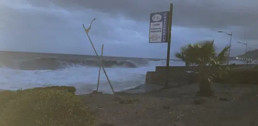 Continua l’ondata di maltempo sull’Isola. Santa Teresa Riva senza acqua e luce, 190 interventi nel Palermitano in 24 ore / Foto e Video