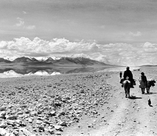 All’Istituto Italiano di Cultura a Londra la prima mostra monografica su Fosco Maraini