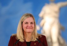 Olimpiadi Milano-Cortina: la presidente CIO Coventry si dice fiduciosa nonostante le sfide