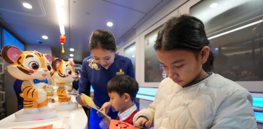 Cina: la ferrovia Pechino-Harbin celebra il quinto anniversario (3)