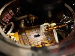 Cina: svolta su materiali ferroelettrici per archiviazione dati (3)