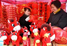 Cina: in corso preparativi per celebrare Festa di primavera (1)