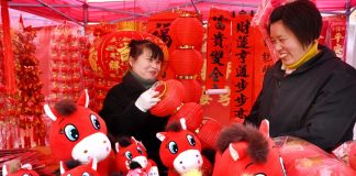 Cina: in corso preparativi per celebrare Festa di primavera (1)