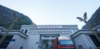 Cina: Xizang, imprese private hanno guidato commercio estero nel 2025