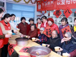 Cina: celebrazioni per Festival di Laba (1)