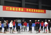 Milano-Cortina 2026: squadra cinese di short track si allena in vista dei Giochi (1)