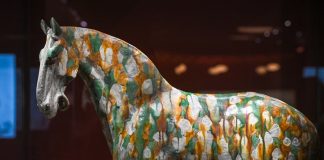 Cina: Pechino, Museo nazionale ospita mostra sull’Anno del Cavallo (1)