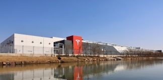 Cina: nel 2025 la Megafactory Tesla a Shanghai ha prodotto oltre 2.000 unità di accumulo energetico