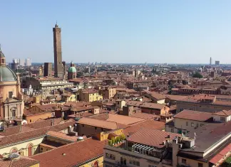 Emilia-Romagna regina della differenziata, Bologna guida le grandi città green d’Italia Bologna