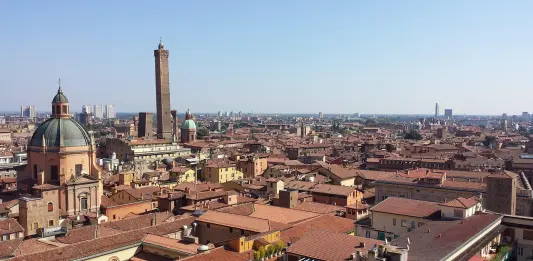 Emilia-Romagna regina della differenziata, Bologna guida le grandi città green d’Italia Bologna