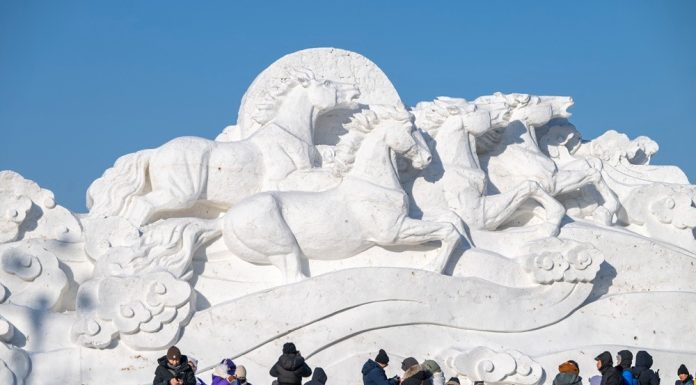 Cina: Harbin, oltre 4,1 mln visitatori durante vacanze di Capodanno (1)