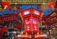 Cina: Shanghai, al via Festival delle lanterne del giardino di Yuyuan (2)