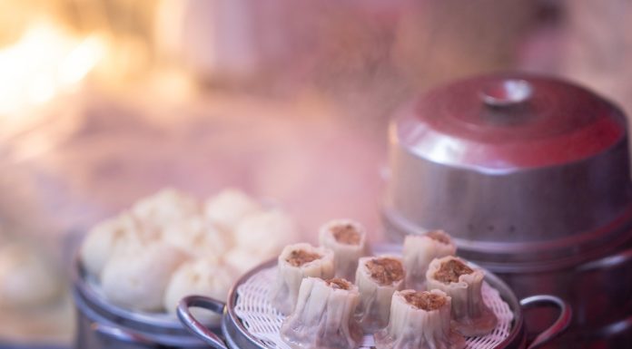 Cina: mercati mattutini si aprono nel gelo invernale dello Heilongjiang (1)