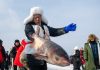Cina: al Lago Xingkai inaugurato il festival della pesca invernale (3)