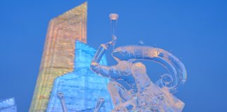 Cina: Harbin ospita il più grande parco a tema ghiaccio e neve del mondo (2)