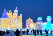 Cina: Harbin ospita il più grande parco a tema ghiaccio e neve del mondo (3)