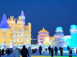 Cina: Harbin ospita il più grande parco a tema ghiaccio e neve del mondo (3)