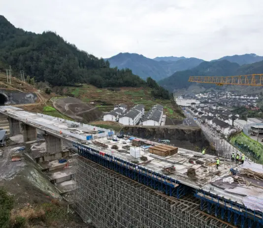 Cina: cantiere del ponte Dukou su linea alta velocità Xi’an-Chongqing (2)