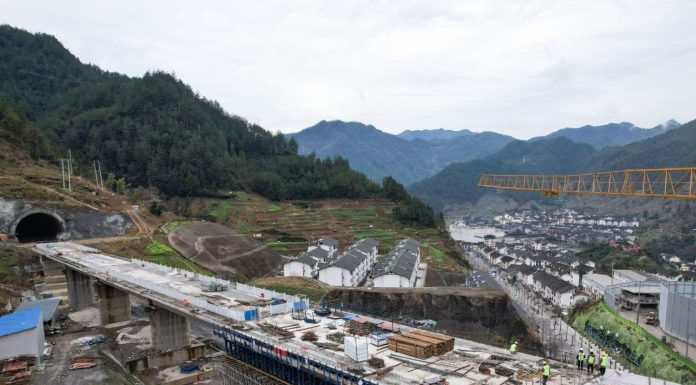 Cina: cantiere del ponte Dukou su linea alta velocità Xi’an-Chongqing (2)