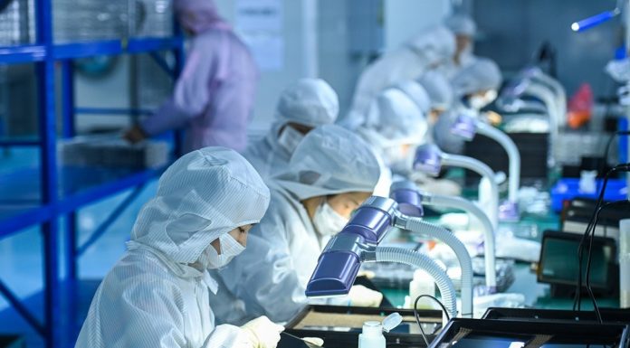 Cina: imprese puntano a solida performance in primo trimestre 2026 (1)