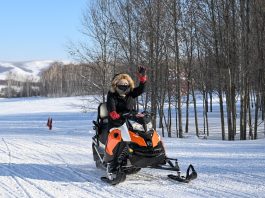 Cina: turismo e test automobilistici invernali a Yakeshi (1)