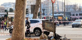 Milano, scontro tra un’auto e una moto in largo Ascari: ferito un 48enne