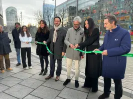 A Palazzo Lombardia inaugurata l’opera ‘Cuore di Marmo’